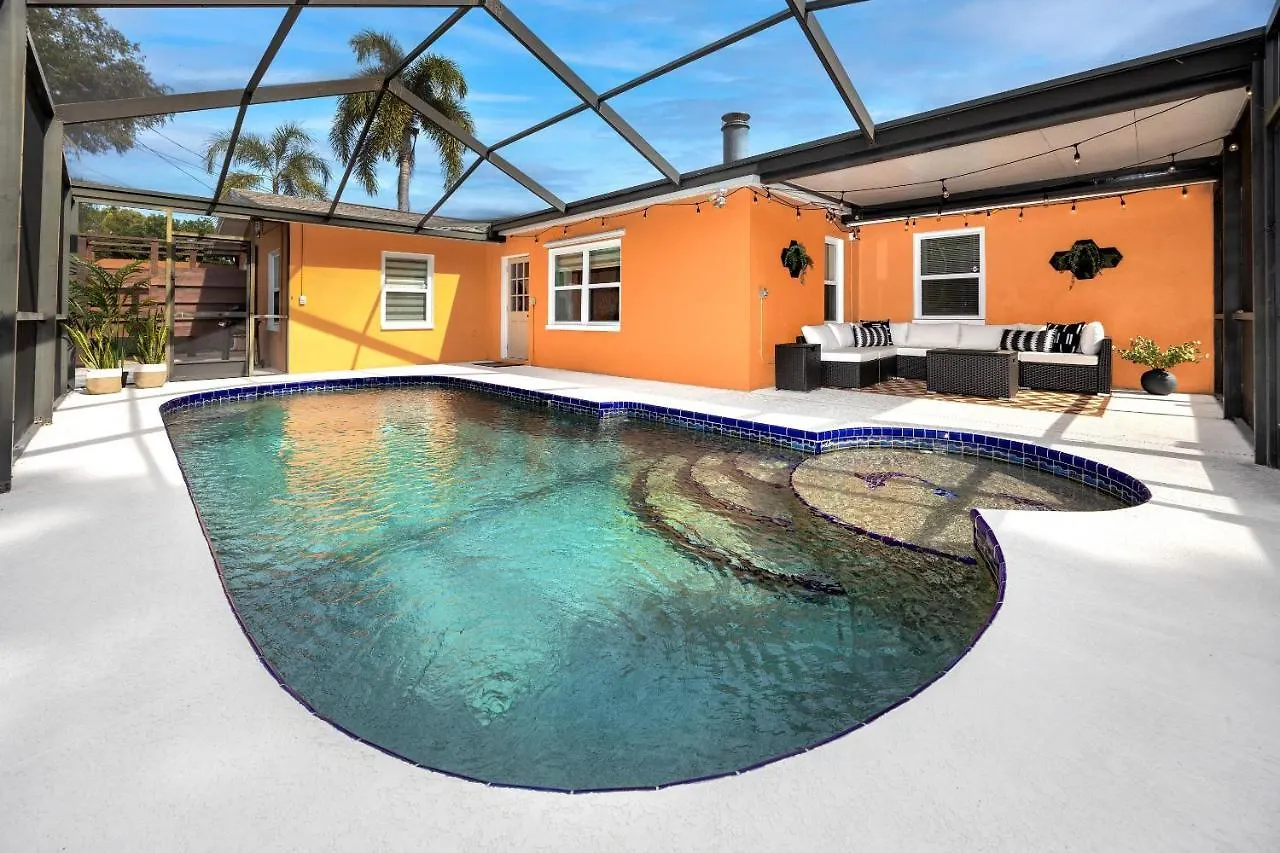 Clearwater Cabana - Gorgeous Home With Heated Pool